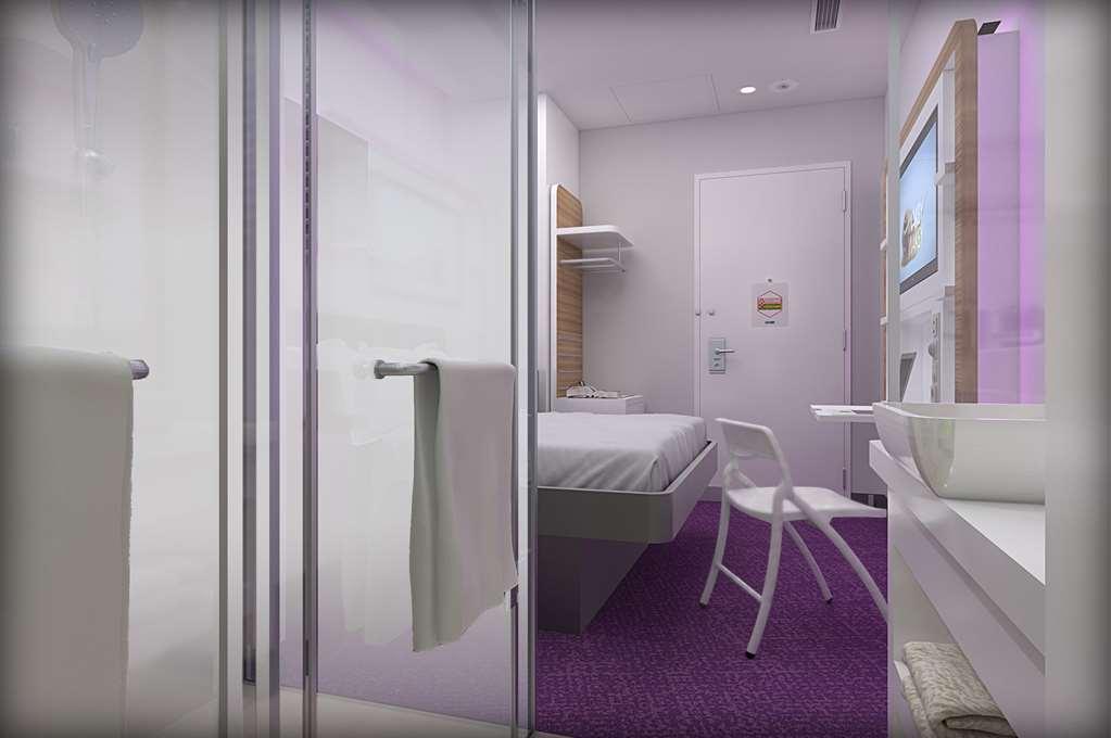 Hotel Yotel Airport, Entrance Provincia di Istanbul